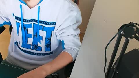 kingsnake1504 online show from March 24, 11:15 am