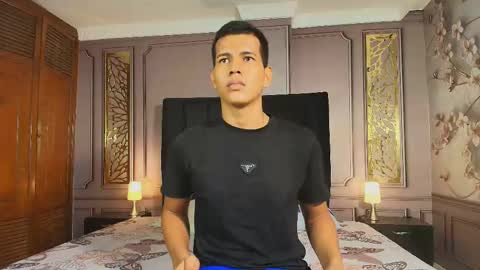 sebastian online show from December 23, 3:26 am