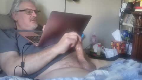 kingtongue10 online show from March 23, 8:02 pm