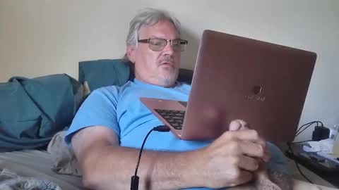 Snapshot of kingtongue10 chatting on May 18, 11:10 pm kingtongue10 online show from May 18, 11:10 pm