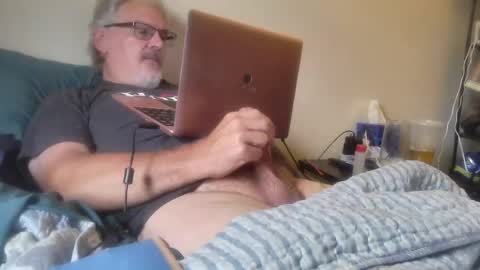 Snapshot of kingtongue10 chatting on June 13, 12:14 pm kingtongue10 online show from June 13, 12:14 pm