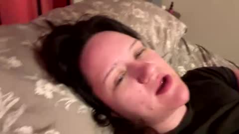 Snapshot of kinkbitch25 chatting on November 12, 2:28 pm Kinkbitch online show from November 12, 2:28 pm