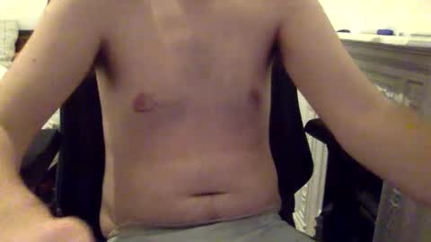 Snapshot of kinklad_uk5 chatting on November 9, 1:42 pm kinklad_uk5 online show from November 9, 1:42 pm