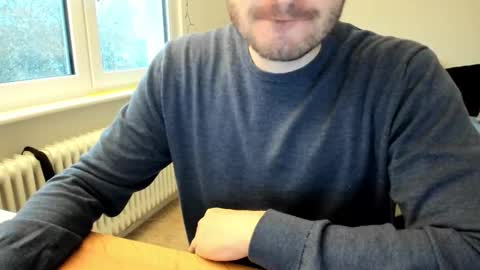 Snapshot of kinksubbydubby chatting on November 14, 3:44 pm kinksubbydubby online show from November 14, 3:44 pm