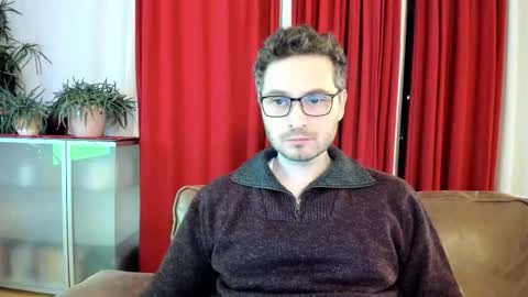 Snapshot of kinksubbydubby chatting on November 17, 8:58 pm kinksubbydubby online show from November 17, 8:58 pm