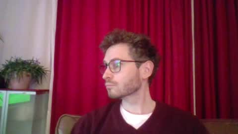 Snapshot of kinksubbydubby chatting on November 29, 6:44 pm kinksubbydubby online show from November 29, 6:44 pm