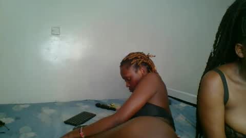 Snapshot of kinky_aria chatting on September 11, 2:28 pm kinky_aria online show from September 11, 2:28 pm