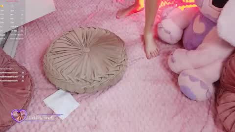    online show from January 9, 8:43 pm