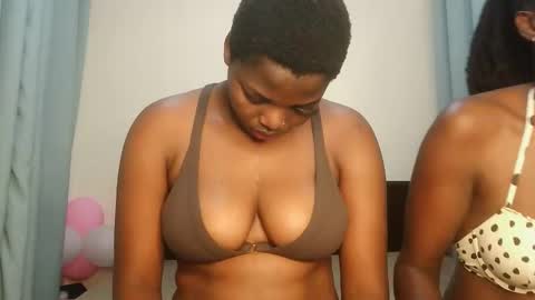 Lola online show from September 27, 4:01 pm