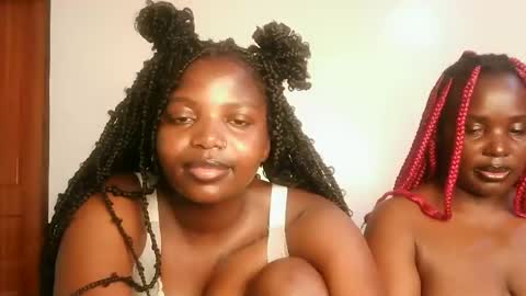 Lola online show from February 6, 10:02 pm