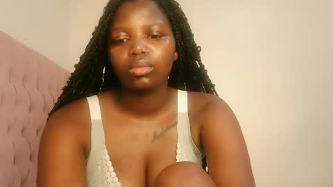 Lola online show from March 3, 7:47 am