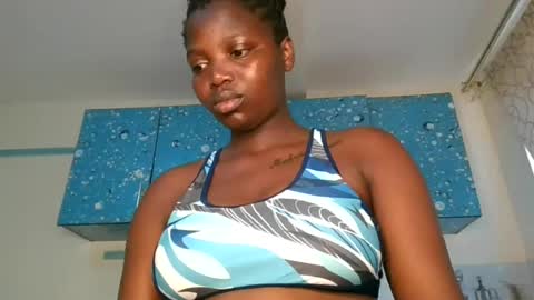 Snapshot of kinky_lola2 chatting on June 17, 9:34 am kinky online show from June 17, 9:34 am