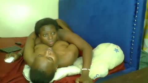 Snapshot of kinky_roey chatting on March 2, 1:58 am kinky_roey online show from March 2, 1:58 am