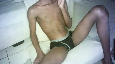 Snapshot of kinkybby_ chatting on February 26, 3:41 pm kinkybby_ online show from February 26, 3:41 pm