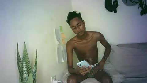 Snapshot of kinkybby_ chatting on March 8, 1:57 pm kinkybby_ online show from March 8, 1:57 pm