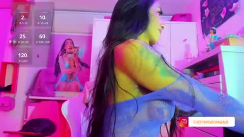 Snapshot of kinkybunny_4 chatting on July 18, 5:22 am Jasmine. online show from July 18, 5:22 am