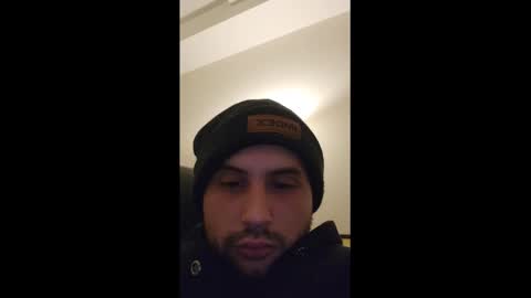 Maysie and Hunter online show from December 7, 6:21 am