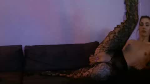 kinkycouple1980 online show from March 6, 8:38 pm