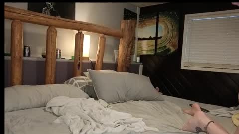 Snapshot of kinkycoupleca chatting on November 22, 11:15 pm Kinkycouple online show from November 22, 11:15 pm