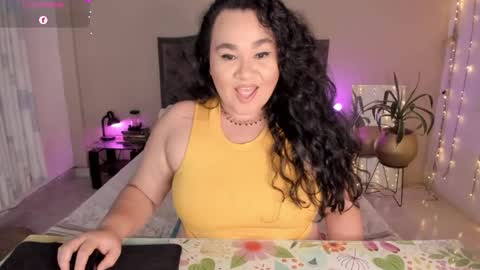 Snapshot of kinkyelise chatting on May 24, 6:40 am Jenny online show from May 24, 6:40 am