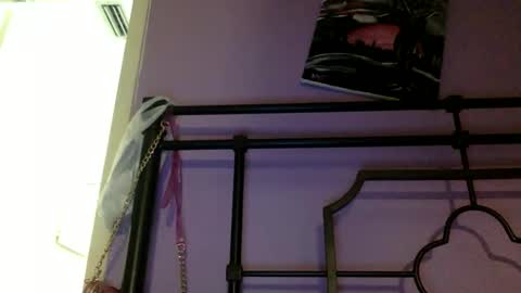 Snapshot of kinkykittee chatting on April 9, 2:22 am Bunniii online show from April 9, 2:22 am