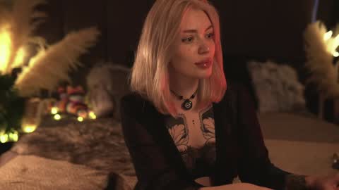 kinkylina_ online show from January 17, 10:33 am