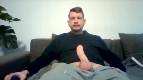 kinkylionboy online show from January 9, 10:40 am