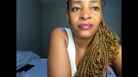 Snapshot of kinkylyla chatting on February 14, 10:59 am Kinky online show from February 14, 10:59 am