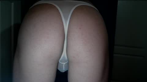Xoxxxo online show from May 5, 1:30 pm