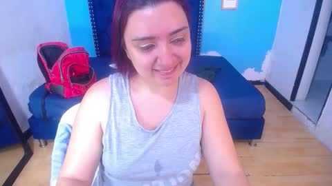 Snapshot of kinkyy_redhead chatting on October 25, 1:40 pm kinkyy_redhead online show from October 25, 1:40 pm