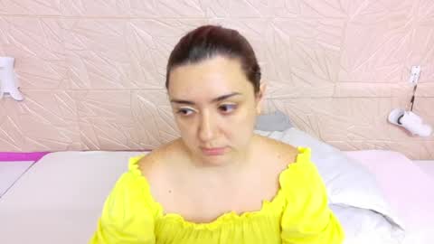 Snapshot of kinkyy_redhead chatting on May 13, 11:51 am kinkyy_redhead online show from May 13, 11:51 am