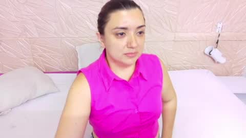 Snapshot of kinkyy_redhead chatting on June 3, 11:46 am kinkyy_redhead online show from June 3, 11:46 am