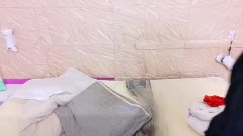 Snapshot of kinkyy_redhead chatting on June 8, 12:49 pm kinkyy_redhead online show from June 8, 12:49 pm