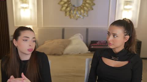 Snapshot of kira0541 chatting on November 4, 10:03 am Sweet girls online show from November 4, 10:03 am