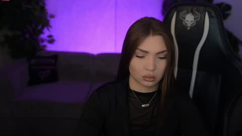 Snapshot of kira0541 chatting on November 11, 6:24 am Sweet girls online show from November 11, 6:24 am