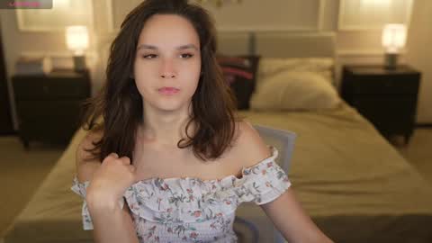 Snapshot of kira0541 chatting on December 1, 3:50 pm Sweet girls online show from December 1, 3:50 pm