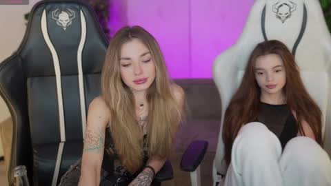 Snapshot of kira0541 chatting on December 15, 8:46 pm Sweet girls online show from December 15, 8:46 pm