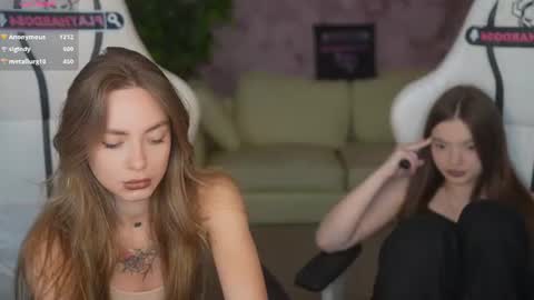 Sweet girls online show from June 19, 7:17 pm