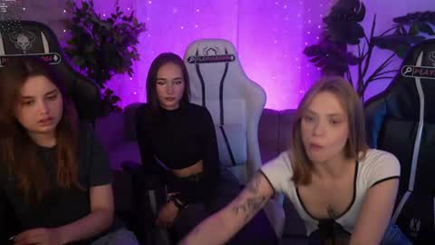 Sweet girls online show from July 6, 3:03 pm