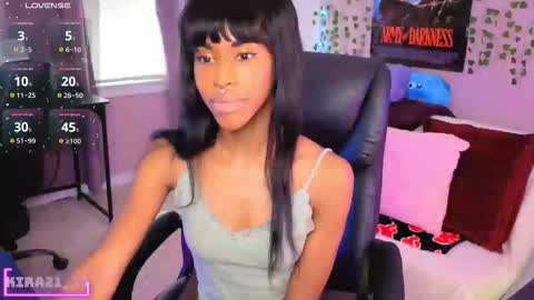 Snapshot of kira21_13 chatting on March 13, 8:37 pm Kira21 13 online show from March 13, 8:37 pm