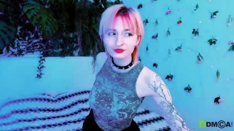 Snapshot of kira__cutie chatting on May 14, 8:48 pm Kira online show from May 14, 8:48 pm