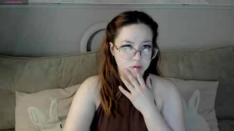 Kira Be11 online show from May 17, 11:56 pm
