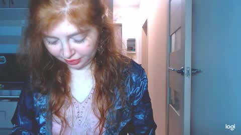 Kira online show from December 5, 9:51 am
