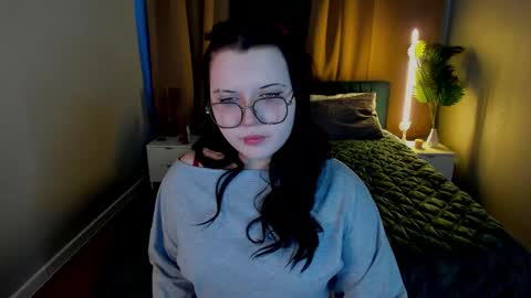 kira online show from February 26, 1:15 am