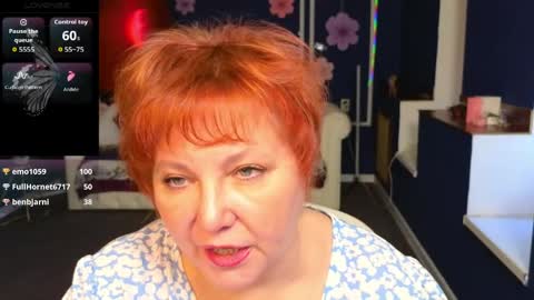 Kira Kennet online show from April 29, 5:44 am