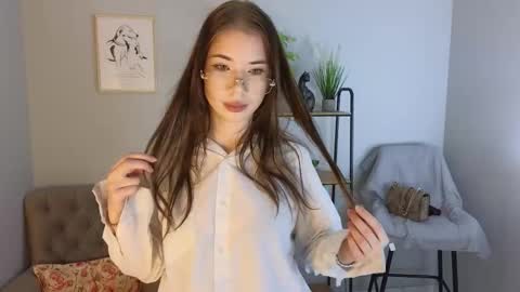 Sofi online show from December 17, 10:10 am