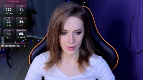 kira_noir_ online show from March 12, 3:18 pm