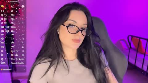 Snapshot of kira_sapphire chatting on November 23, 4:01 am Kira online show from November 23, 4:01 am