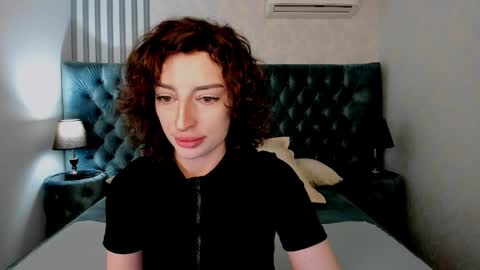 Snapshot of kirabev chatting on April 5, 1:08 pm Kira online show from April 5, 1:08 pm