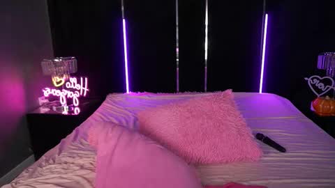 Kira online show from November 8, 5:07 am